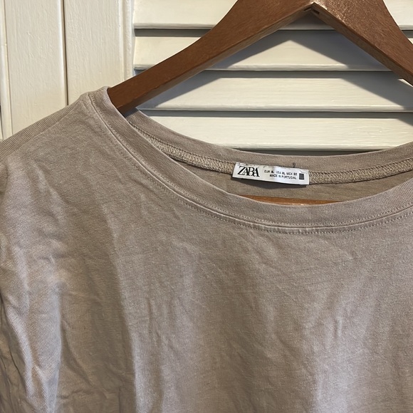Zara l T-Shirt - Picture 2 of 3